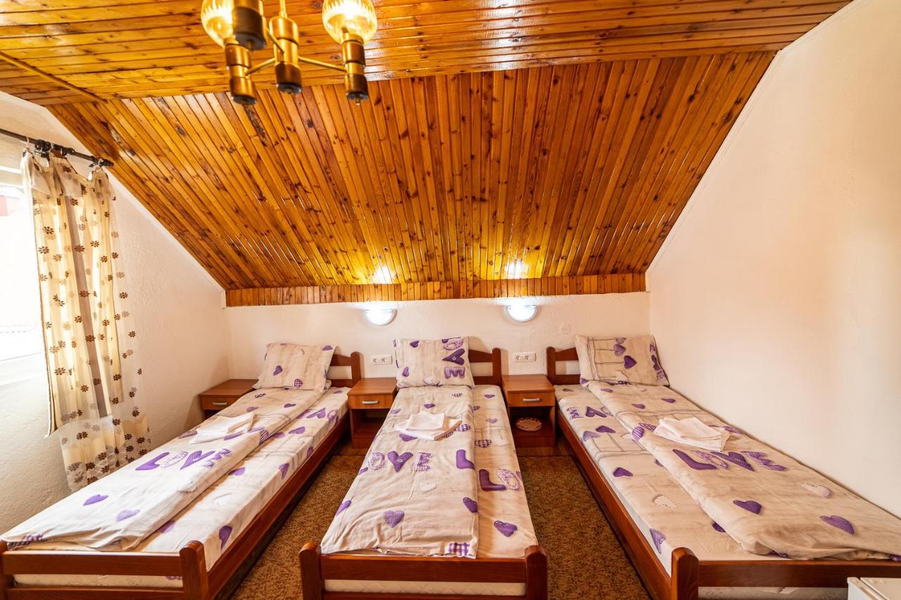 Snam Rooms&Apartment Жабляк Экстерьер фото