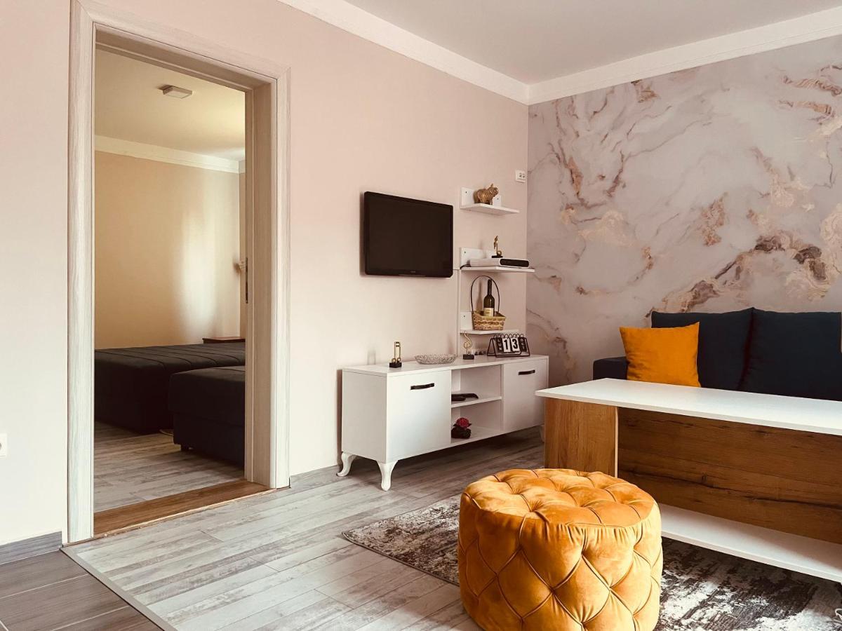 Snam Rooms&Apartment Жабляк Экстерьер фото